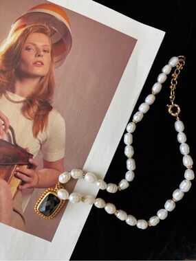 🆕Julie Vos Marbella Statement Necklace in Black Obsidian and Fresh Water Pearl